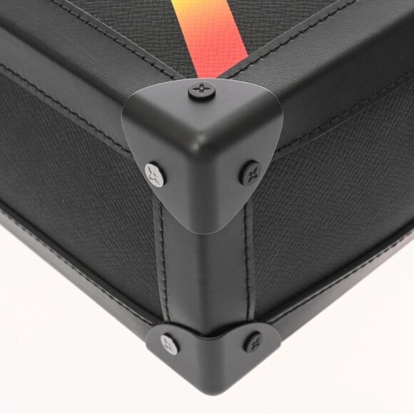 LOUIS VUITTON Taiga Rainbow Soft Trunk Noir/Rainbow M30341 802000160043000 - Picture 3 of 9